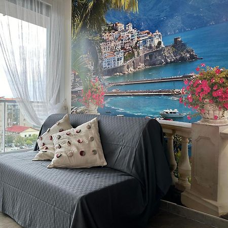 Il Gabbiano Savona "Luxury House" - Wifi, Parking, Shopping Center Apartamento Exterior foto