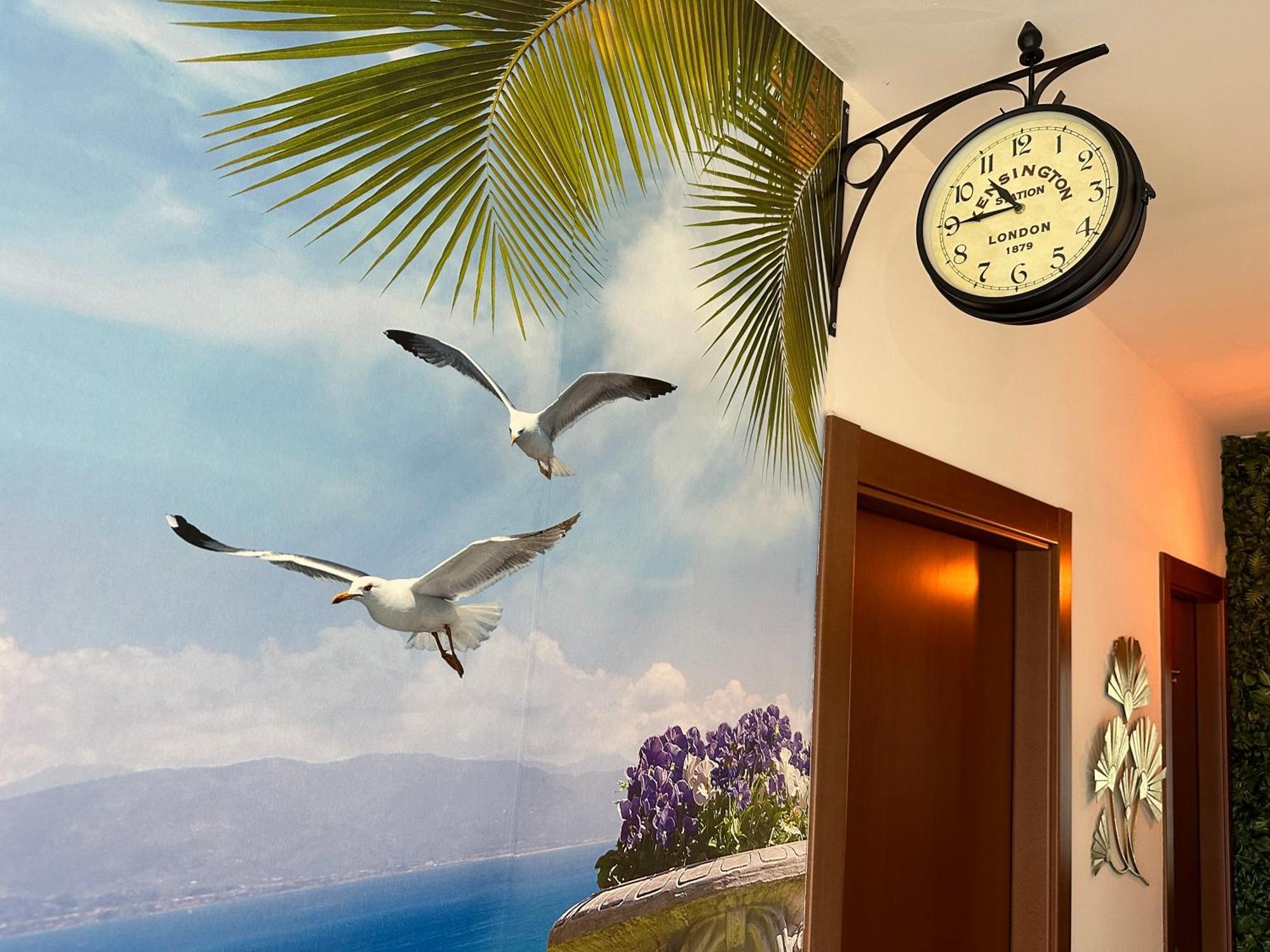 Il Gabbiano Savona "Luxury House" - Wifi, Parking, Shopping Center Apartamento Exterior foto