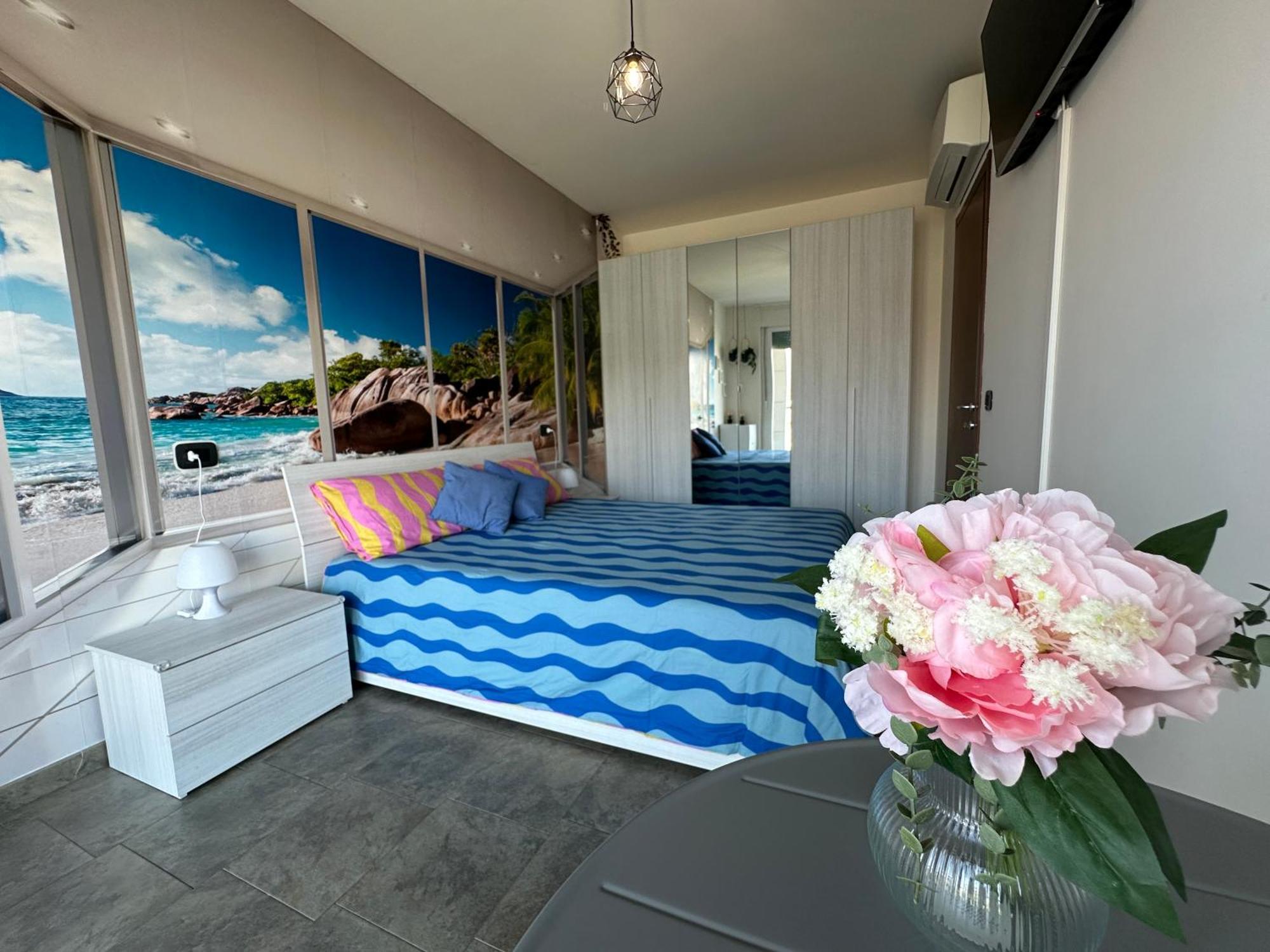 Il Gabbiano Savona "Luxury House" - Wifi, Parking, Shopping Center Apartamento Exterior foto