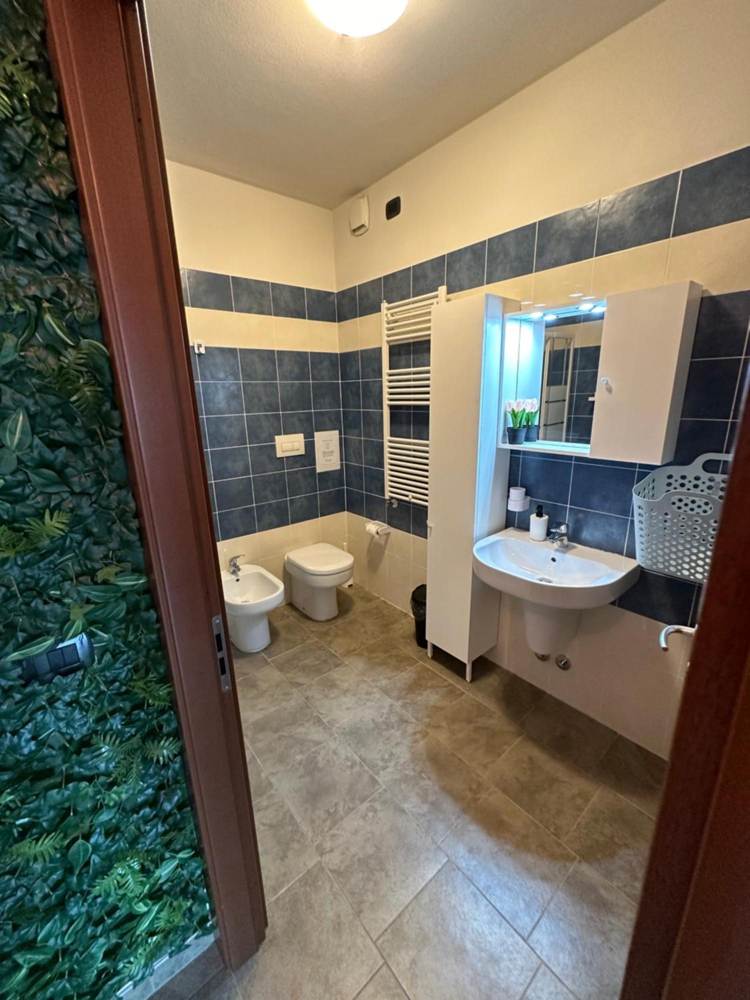 Il Gabbiano Savona "Luxury House" - Wifi, Parking, Shopping Center Apartamento Exterior foto